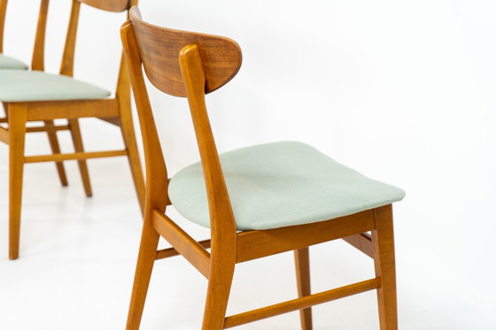 Image 1 of Set van 4 'Model 210' eetkamerstoelen van Thomas Harlev voor Farstrup (Denemarken, jaren 1960).