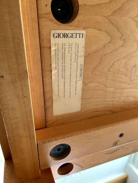 Image 1 of Giorgetti eettafel door Chi Wing Lo