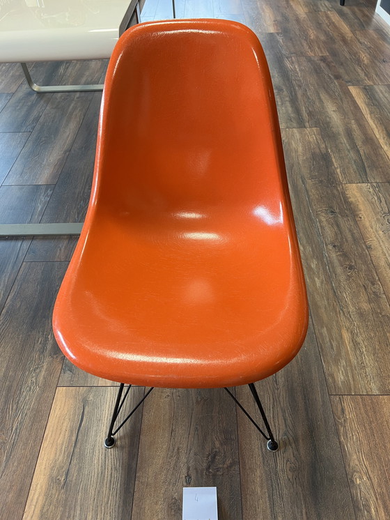 Image 1 of 4x Original Vitra Eames Fiberglass Tubes