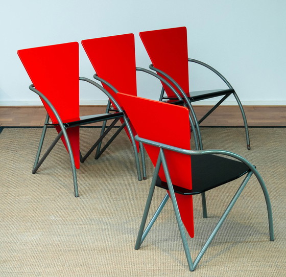 Image 1 of Postmoderne eetkamerstoelen door Klaus Wettergren