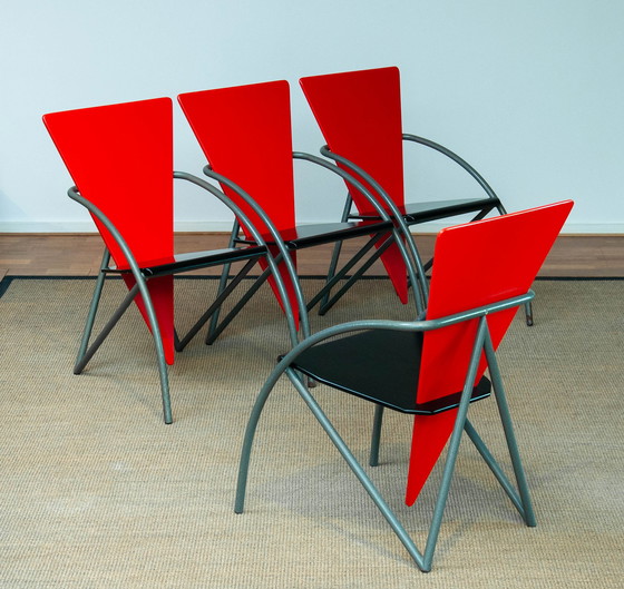 Image 1 of Postmoderne eetkamerstoelen door Klaus Wettergren