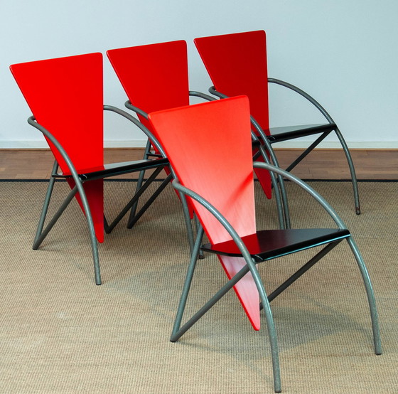 Image 1 of Postmoderne eetkamerstoelen door Klaus Wettergren