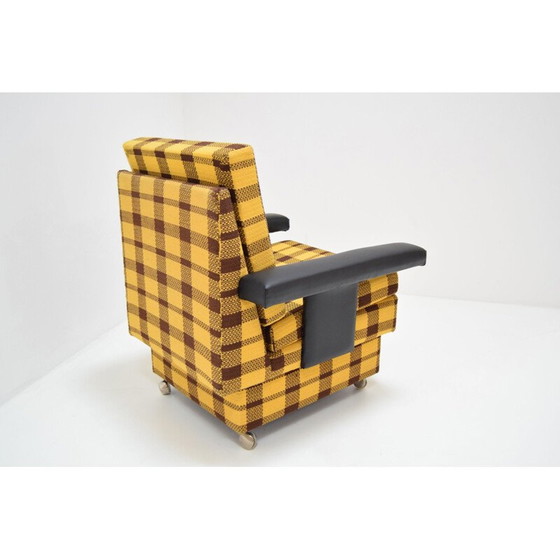 Image 1 of Vintage fauteuil met wielen 1970