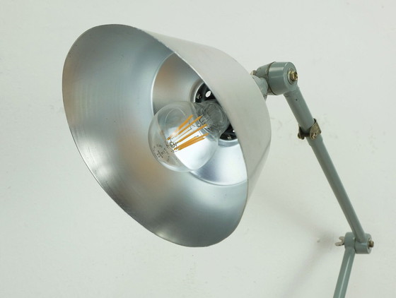 Image 1 of midgard R2 bureaulamp industrieel ontwerp jaren 1960 gdr