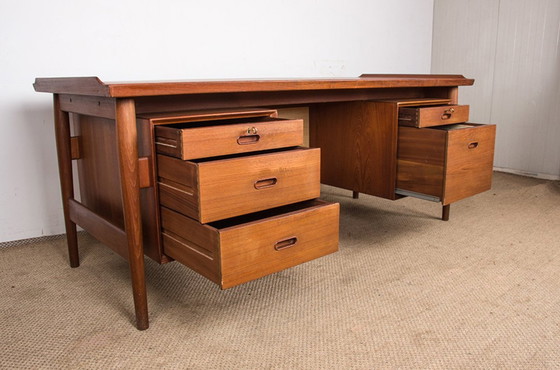 Image 1 of Deense Executive Teak Bureau Model 206 Door Arne Vodder Voor Sibast 1960.