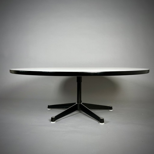 Herman Miller koffietafel door Charles and Ray Eames