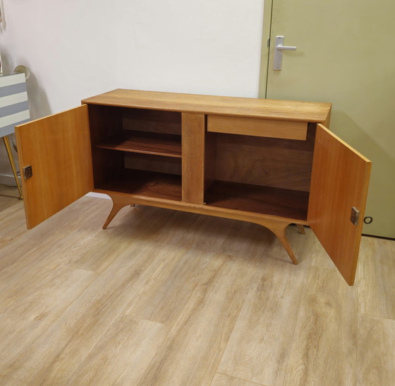 Image 1 of Vintage Dressoir Tv-Meubel Kast Kastje Audiomeubel 