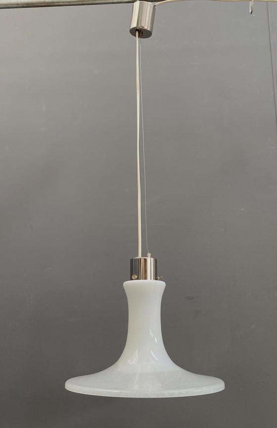 Image 1 of Witte Glazen Hanglamp 1980S