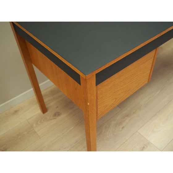 Image 1 of Vintage essenhouten bureau, Denemarken 1970