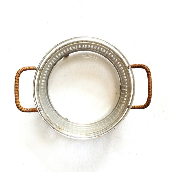 Image 1 of Vintage kom met rotan handgrepen van Pyrex Sedlex