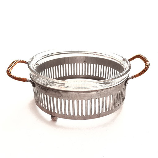 Vintage kom met rotan handgrepen van Pyrex Sedlex