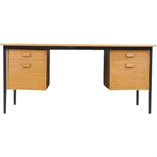 Vintage essenhouten bureau van Labofa Møbler, jaren 1980