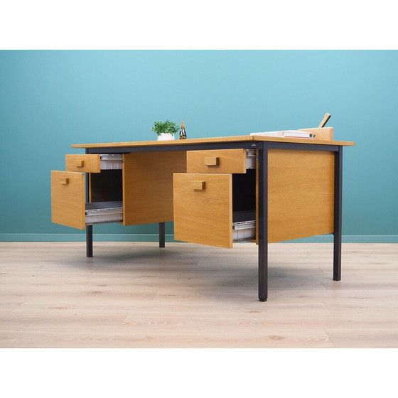 Image 1 of Vintage essenhouten bureau van Labofa Møbler, jaren 1980