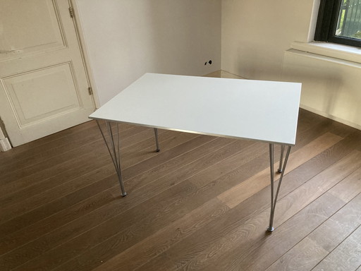 Fritz Hansen Spanpoot-Tafel 120x80x72.5