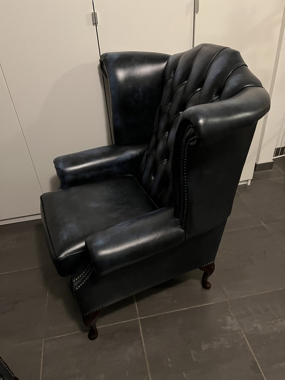 Image 1 of 2X Chesterfield Fauteuil In Blauw Leer.