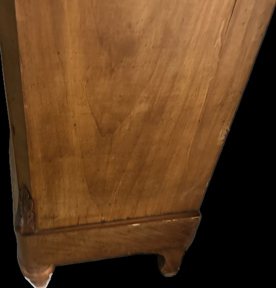 Image 1 of Secretaire