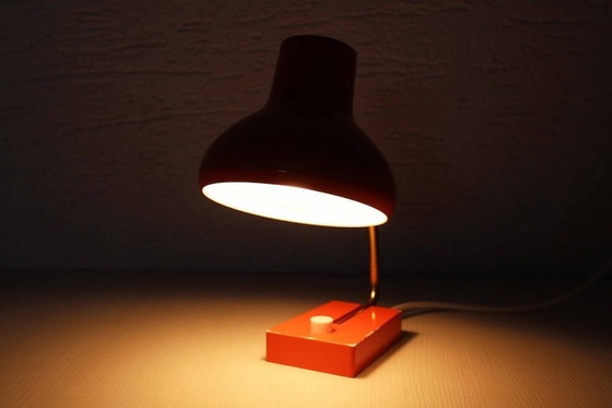 Image 1 of Vintage oranje metalen lamp 1970