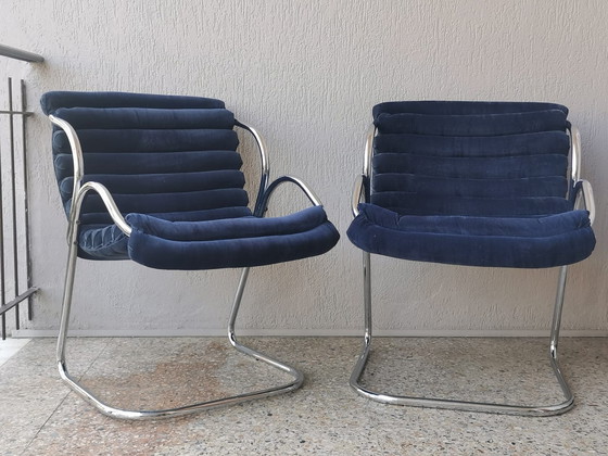 Image 1 of 2x Canitlever fauteuil in blauw fluweel