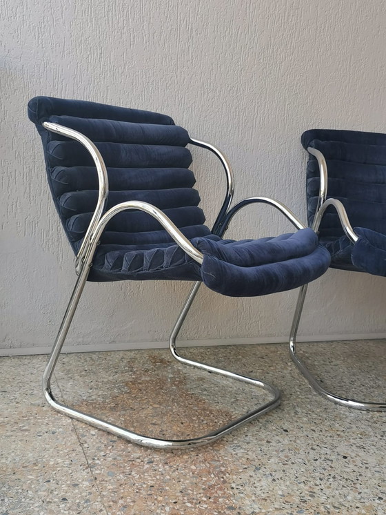 Image 1 of 2x Canitlever fauteuil in blauw fluweel