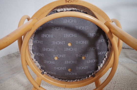Image 1 of 1 van 6 Originele Thonet Stoelen 209 Bentwood Licht