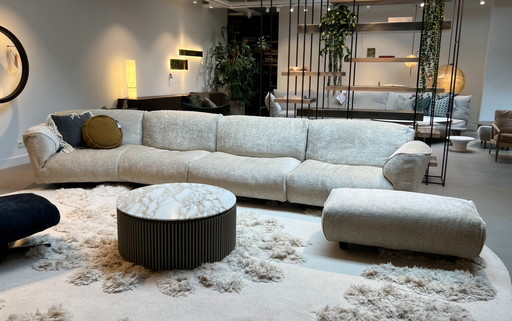 Nieuwe Edra grand Soffice sofa nu te koop als showmodel 