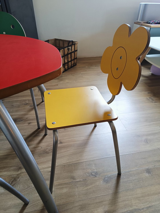 Image 1 of Agatha Ruiz de la Prada kindertafel met stoelen