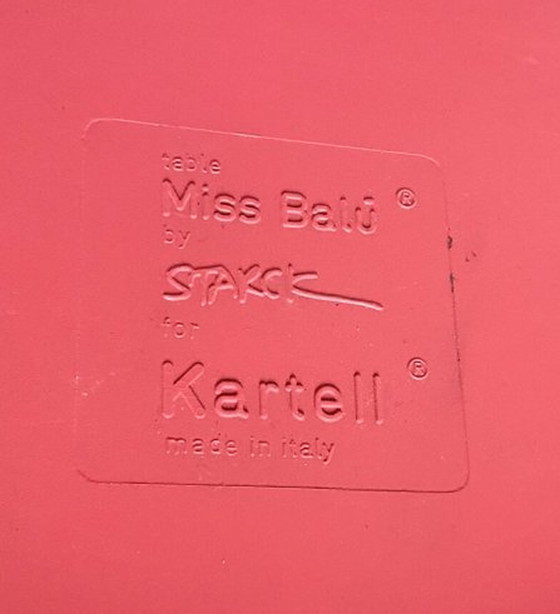 Image 1 of Kartell Tafel Miss Balu Ontwerp Philippe Starck