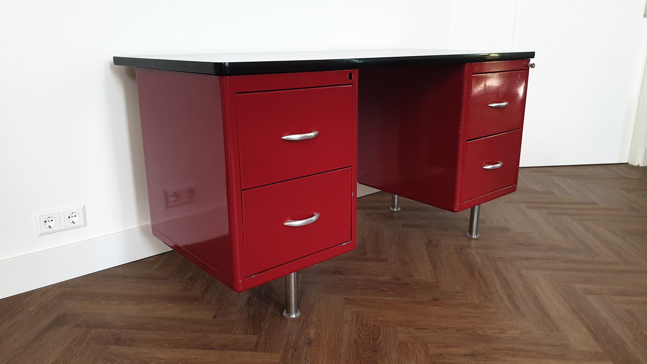 Vintage bureau