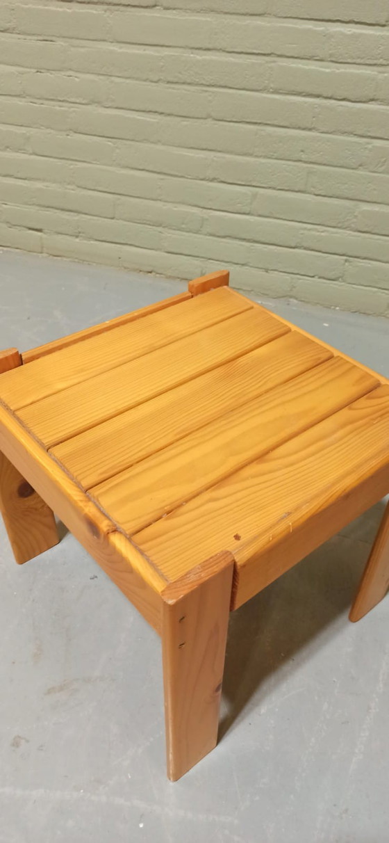 Image 1 of Vintage grenen bijzettafel