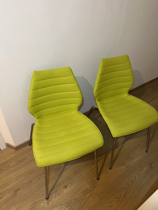 2x Kartell- Vico Magistretti eetkamerstoel