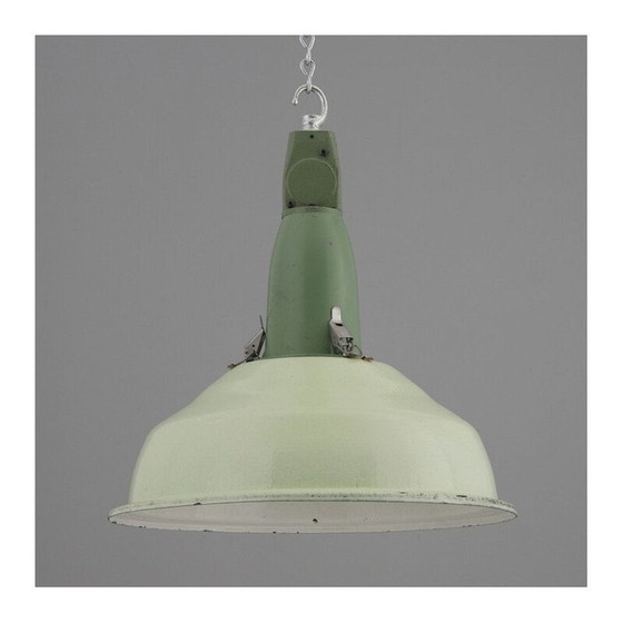 Image 1 of Vintage industriële hanglamp uit het Sovjettijdperk