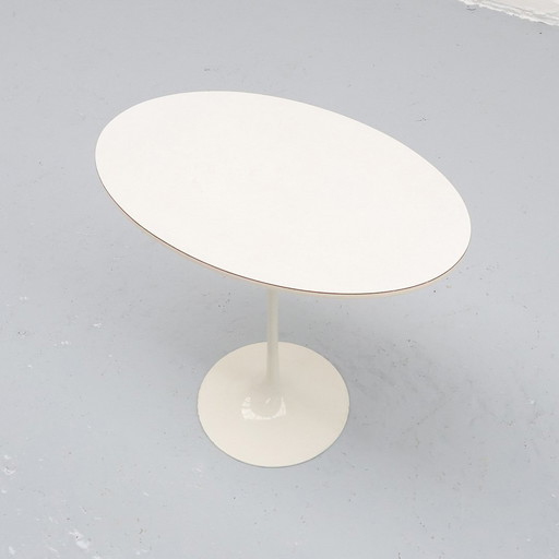 Knoll Tulip Side Table Model 161