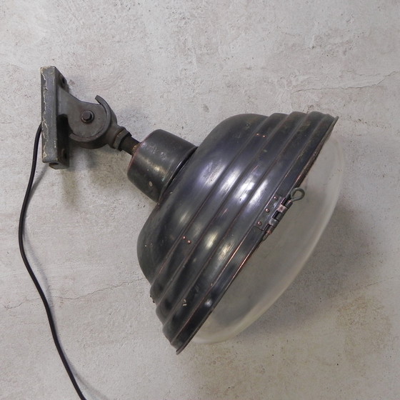 Image 1 of Franse Straatlamp, Wandlamp Koper - Gietijzer, Jaren 30