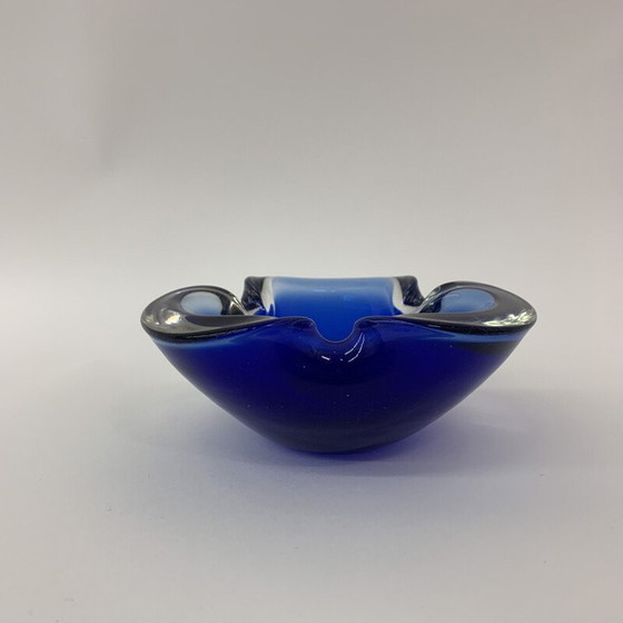 Image 1 of Set van 4 mid century blauwe Murano glazen kommen, 1970