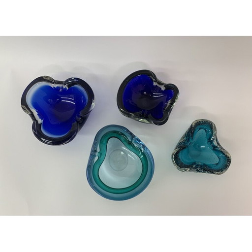 Set van 4 mid century blauwe Murano glazen kommen, 1970