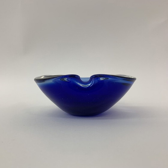 Image 1 of Set van 4 mid century blauwe Murano glazen kommen, 1970