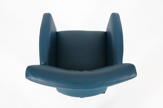 Image 1 of Vintage loungestoel in blauw leer van Leolux, 1990S