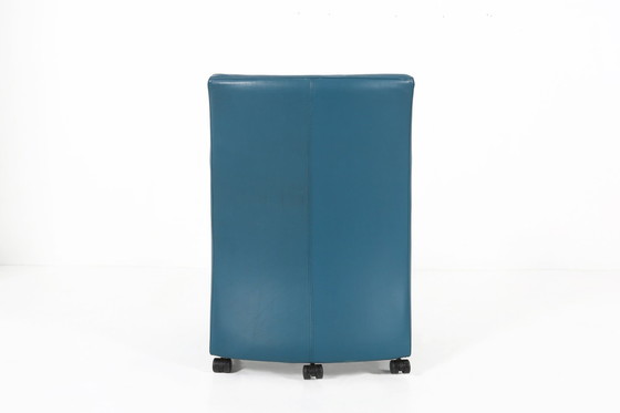 Image 1 of Vintage loungestoel in blauw leer van Leolux, 1990S