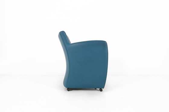 Image 1 of Vintage loungestoel in blauw leer van Leolux, 1990S