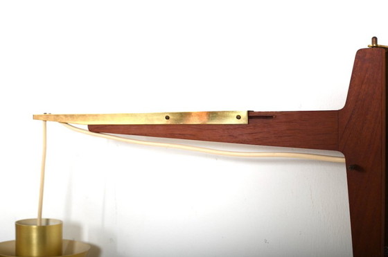 Image 1 of Wandlamp van teak en messing van Jørn Utzon voor Nordisk Solar, 1960