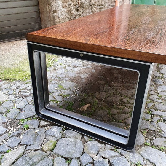 Image 1 of Vintage T333 bureau in gegoten aluminium van Eugenio Gerli en Osvaldo Borsani voor Tecno, Italië