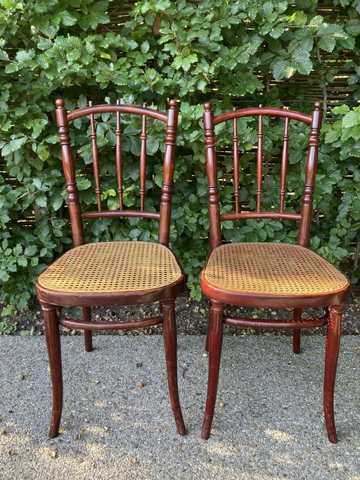 2x Thonet Stoelen Gevlochten Zitting