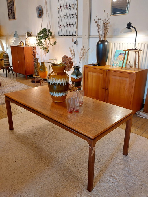Vintage salontafel / coffee table met 'zwevend' blad