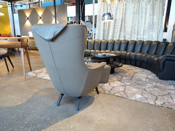 Image 1 of Poltrona Frau - Mamy Blue + Ottoman