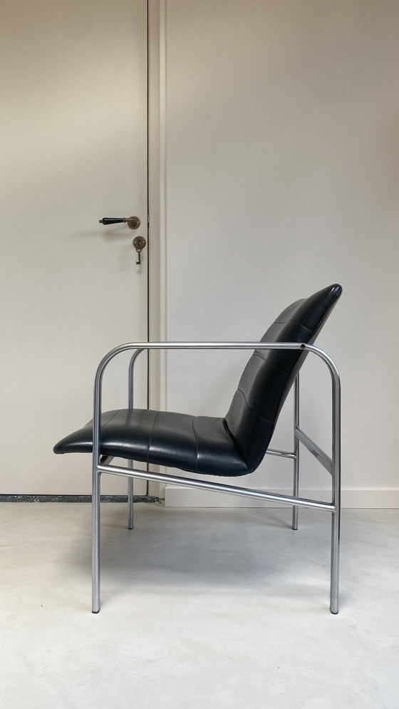 Image 1 of Vintage Chromen Fauteuil Met Zwart Leren Zitting