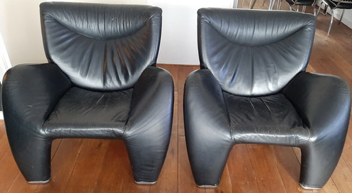 2x Leolux Echnaton fauteuils, per stuk 125 euro 