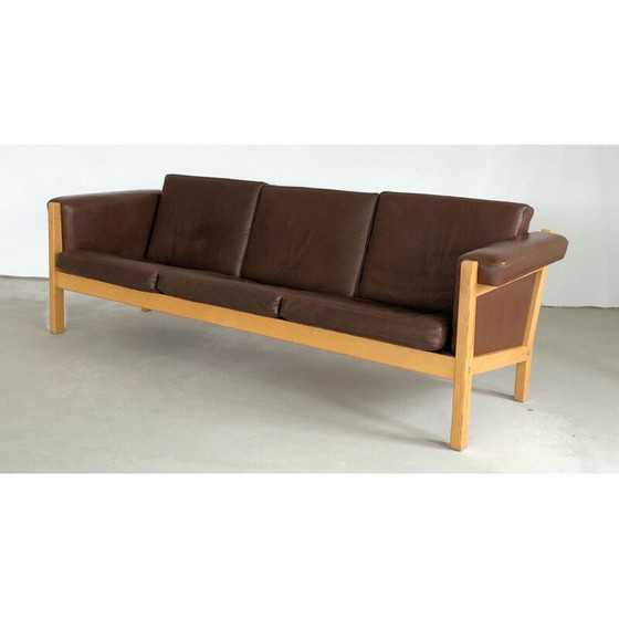 Image 1 of Vintage Deense 3-zitsbank in eiken en bruin leer van Hans J. Wegner voor GETAMA 1960