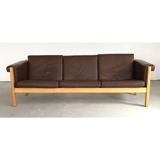 Image 1 of Vintage Deense 3-zitsbank in eiken en bruin leer van Hans J. Wegner voor GETAMA 1960