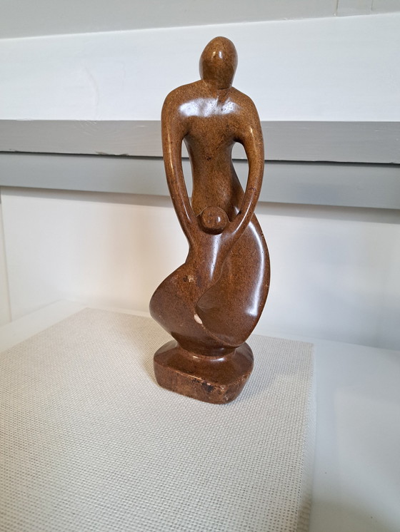 Image 1 of Sculptuur Ouder En Kind