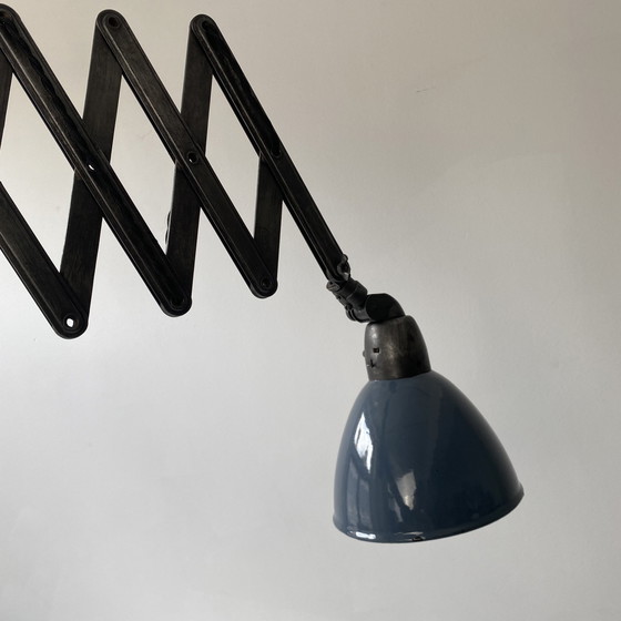 Image 1 of Antieke "Siemens" industriële accordeonlamp